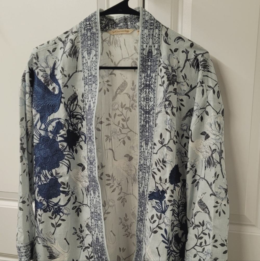 Soft Surroundings Cardigan Size: Small